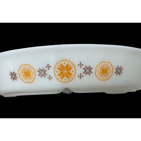 1960s Pyrex Town & Country Cinderella Oval Divided Serving Milk Glass Dish 1.5Qt - Picture 2 of 8